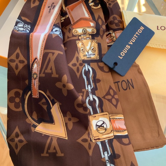 Louis Vuitton Brown Monogram silk scarf ships in dust bag - Picture 2 of 3